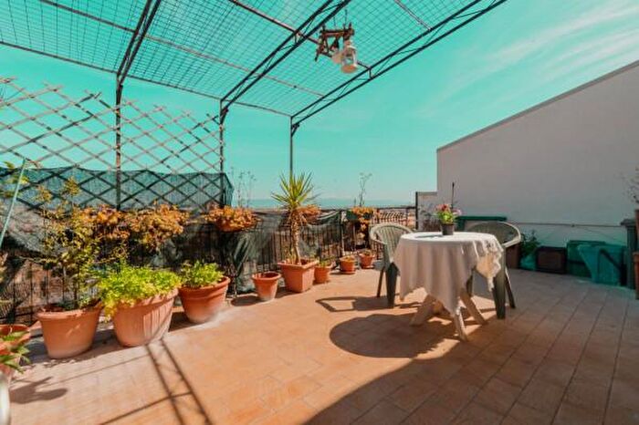 Appartamento trilocale in vendita in Via Scassa, Lucera