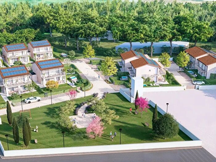 Appartamento trilocale in vendita in Rosignano Marittimo