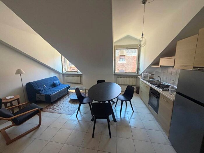 Appartamento bilocale in affitto in Via San Domenico, Quadrilatero Romano, Torino