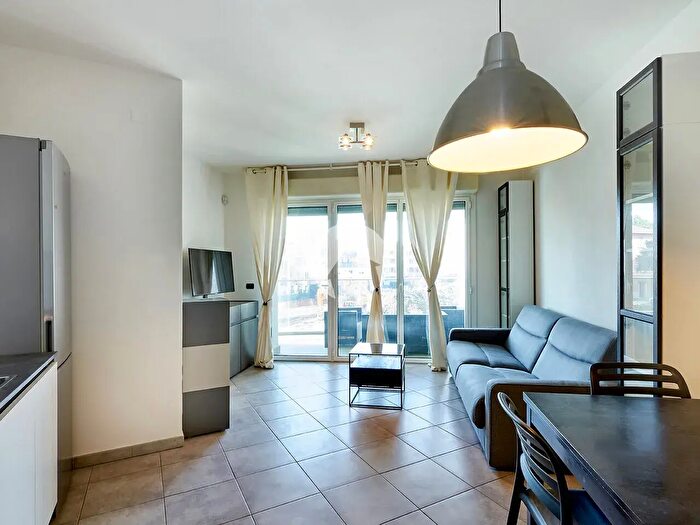 Appartamento trilocale in affitto in Bonaventura Cavalieri, Bologna