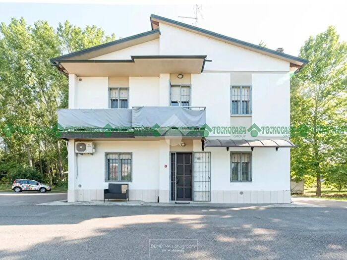 Casa con 5 locali in vendita in Via Duccio da Boninsegna, Castelfranco Emilia