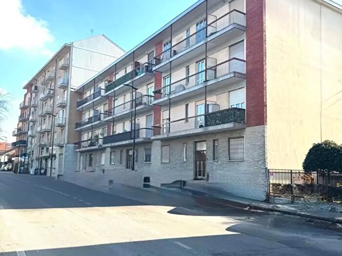 Appartamento trilocale in vendita in Via Sestriere, Rivoli