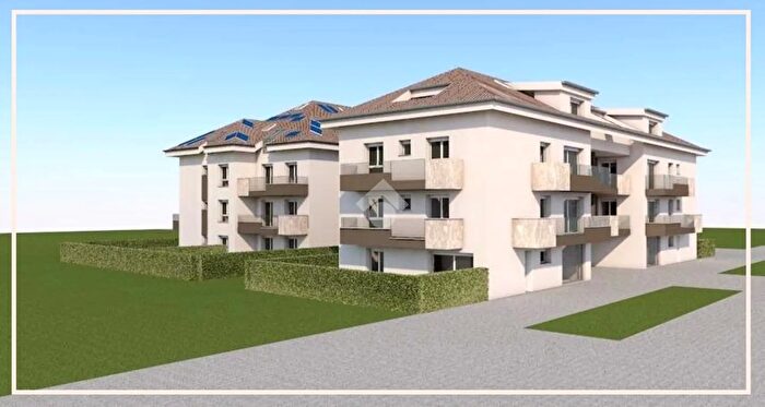 Appartamento trilocale in vendita in Cassina De Pecchi