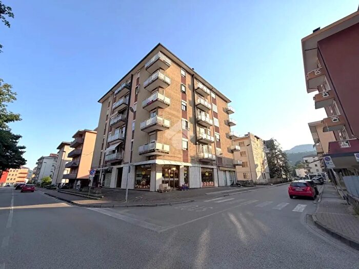 Appartamento quadrilocale in vendita in Via l Galvani, Valdagno