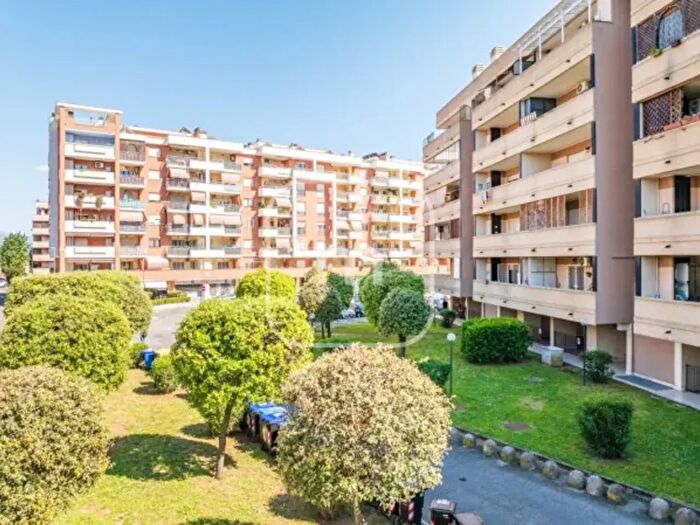 Appartamento bilocale in vendita in Via Luigi Gastinelli, Roma