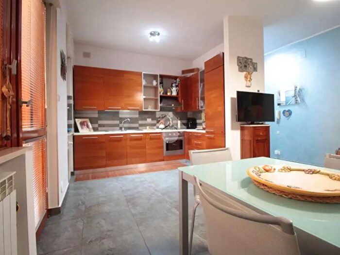 Appartamento trilocale in vendita in Via Po, Termoli