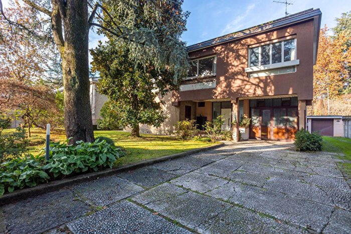 Casa con 7 locali in vendita in Via Bice Cremagnani, Vimercate