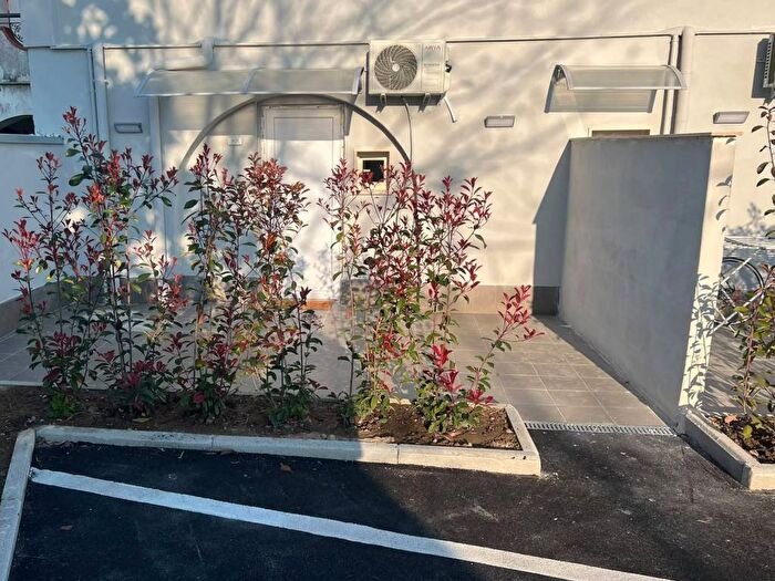 Appartamento bilocale in affitto in Viale dei Pini Sud, Varcaturo, Giugliano in Campania