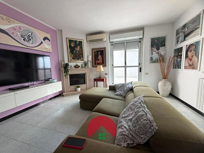 Appartamento con 5 locali in vendita in VIA MASTRONARDI, Centro, Matera