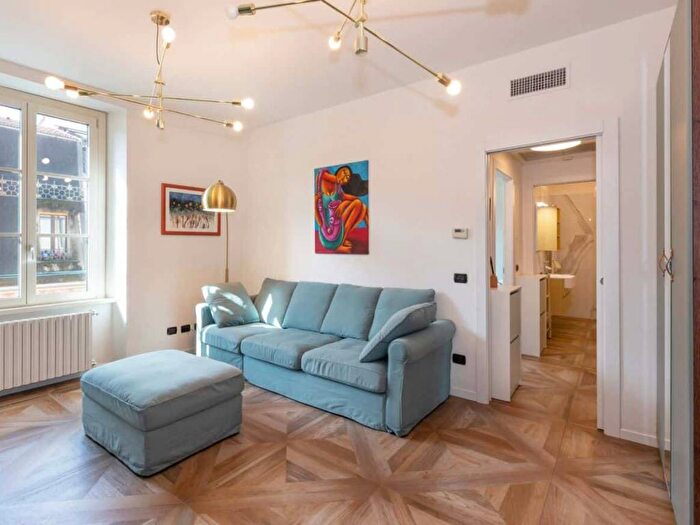 Appartamento bilocale in affitto in Via Nino Bixio, Porta Venezia, Milano