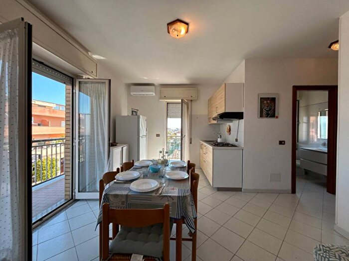 Appartamento bilocale in affitto in Via Barone Giacchetti, Centro, San Felice Circeo