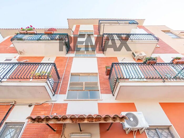 Appartamento trilocale in vendita in Via dei Pivieri E, Roma