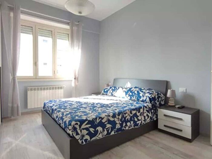 Appartamento trilocale in affitto in Via delle Tartane, Ostia Levante, Roma