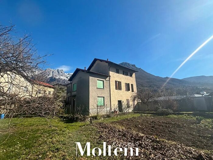 Casa con 6 locali in vendita in al Bellano, Mandello Del Lario