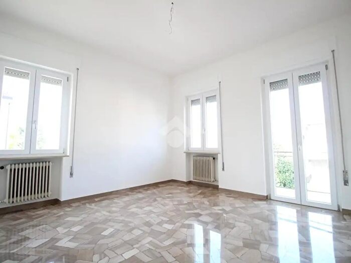 Appartamento trilocale in affitto in Via Giovanni Volpato, Vicenza