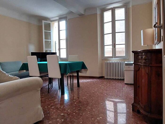 Appartamento trilocale in affitto in piazza san Prospero, Centro Storico, Reggio Emilia