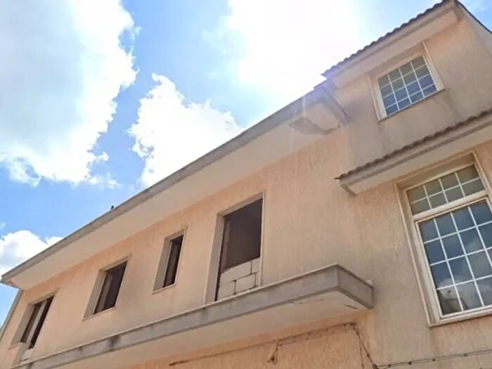 Appartamento con 5 locali in vendita in Via Vito Santoro, Villa Castelli