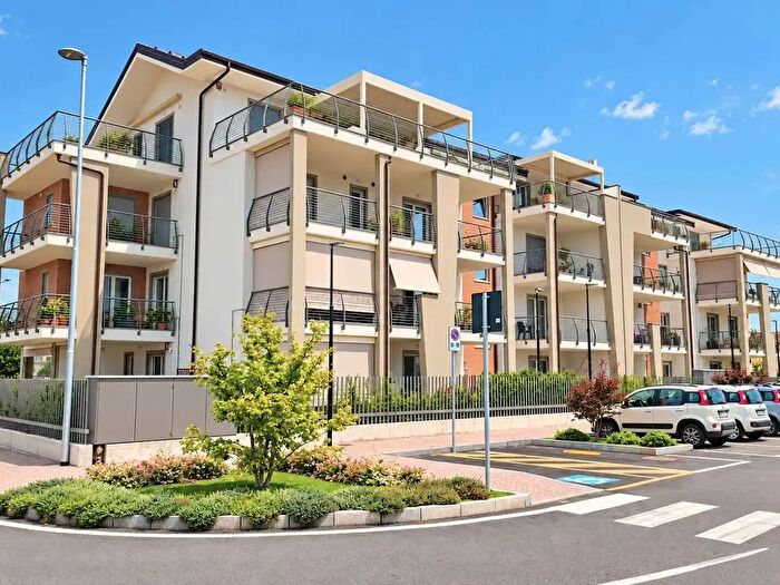 Appartamento bilocale in vendita in Via Nazionale, Pinerolo