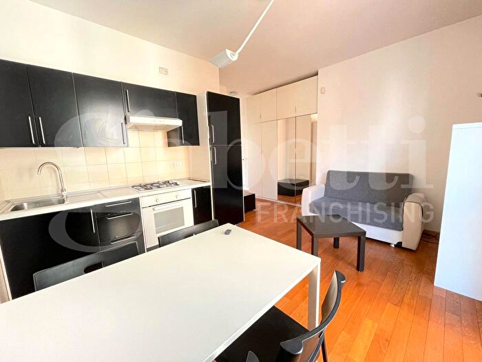 Appartamento bilocale in affitto in Via Lattanzio, Milano