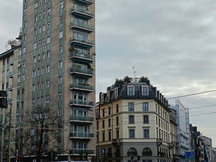 Appartamento trilocale in affitto in Via Carlo Pisacane, Porta Venezia, Milano