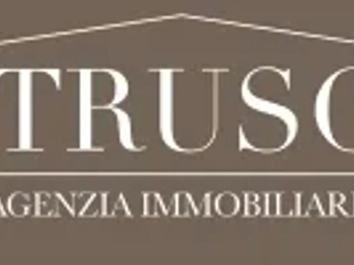 Casa quadrilocale in vendita in Capolona