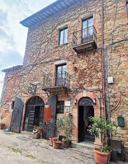 Appartamento bilocale in vendita in Via Cenaioli, Magione