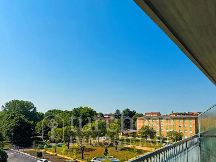 Appartamento trilocale in vendita in Via Carnovali, Bergamo