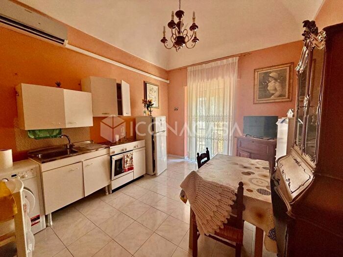 Appartamento trilocale in vendita in Via Fiume, Torremaggiore