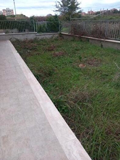 Appartamento trilocale in vendita in Via di Levante, Livorno