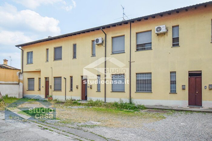 Appartamento bilocale in vendita in Via Vigna Alta, Lodi