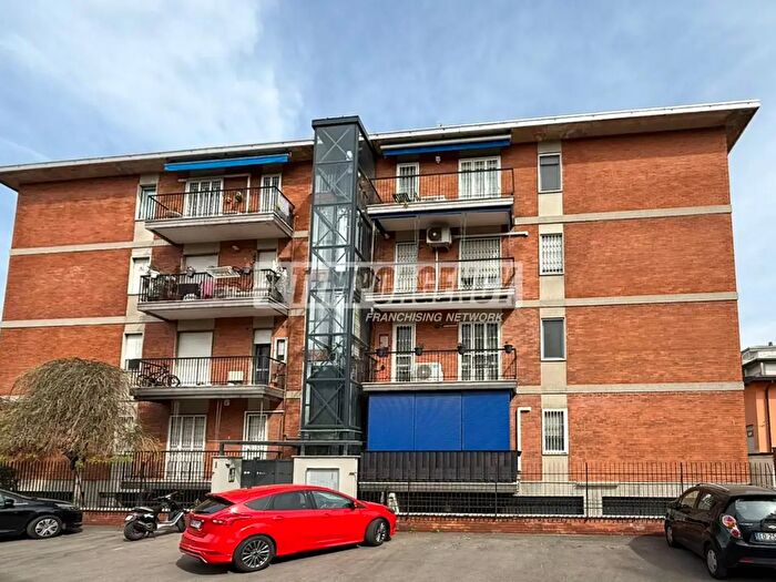 Appartamento bilocale in vendita in Via Monti, Cormano