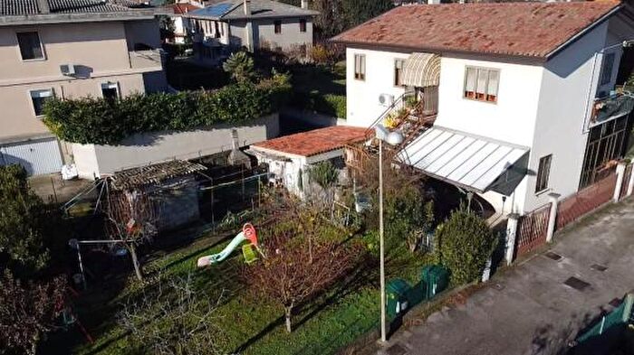 Casa con 5 locali in vendita in Via Pietro dAbano, Mira