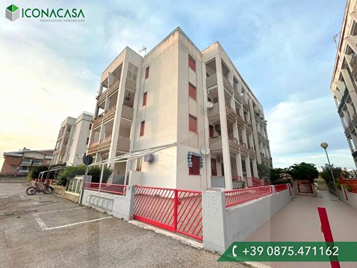 Appartamento trilocale in vendita in Via Amendola, Campomarino