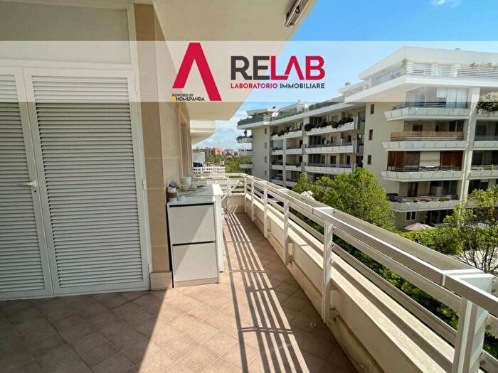 Appartamento trilocale in affitto in Via Alberto Giolitti, Mezzocammino, Roma