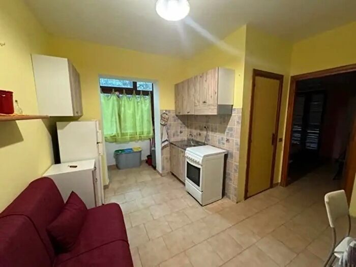 Appartamento bilocale in affitto in Via San Martino, Staletti