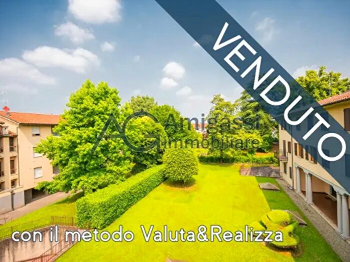 Appartamento quadrilocale in vendita in Via Guglielmo Marconi, Bonate Sopra