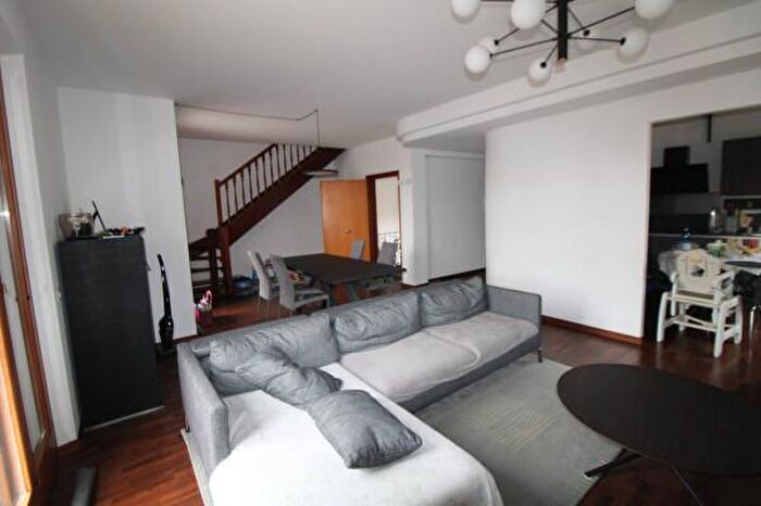 Appartamento con 6 locali in vendita in Via Trieste, Maiolati Spontini