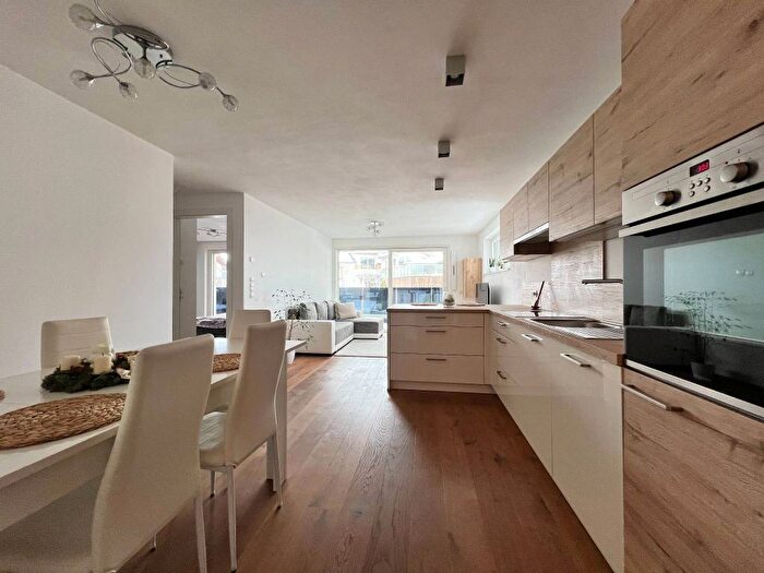 Appartamento trilocale in affitto in Centro, San Genesio Atesino