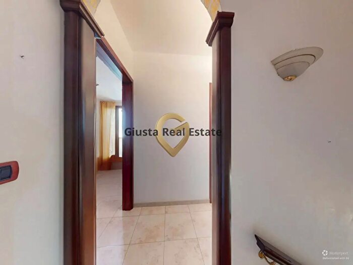 Casa con 5 locali in vendita in Via Einaudi, San Michele Salentino