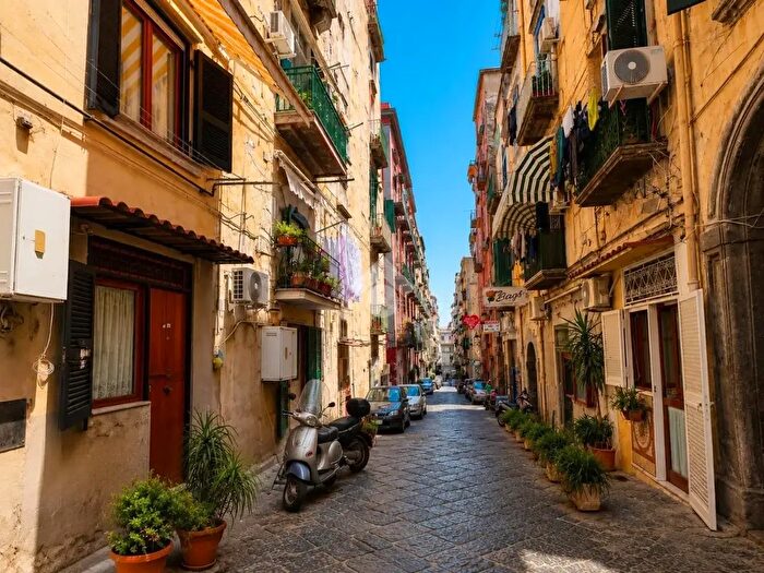 Appartamento bilocale in vendita in Vai San Mattia, Napoli