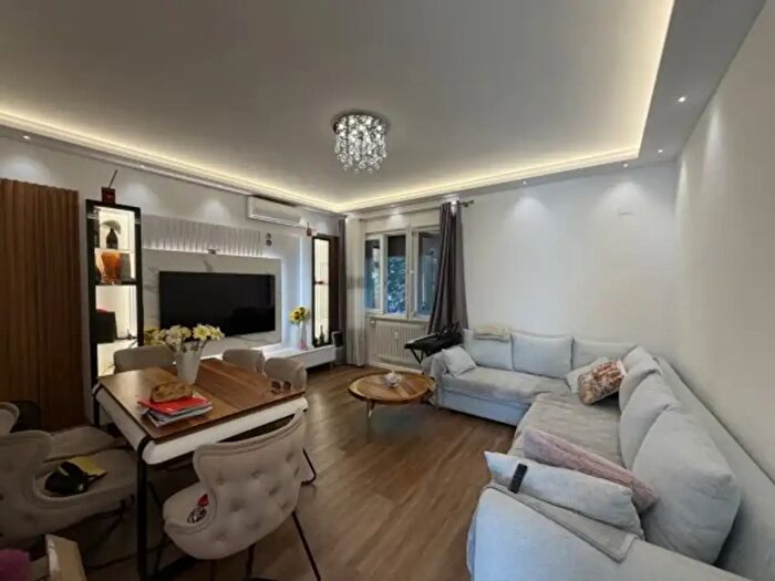Appartamento quadrilocale in vendita in Via Don Giuseppe Granzo, Mira