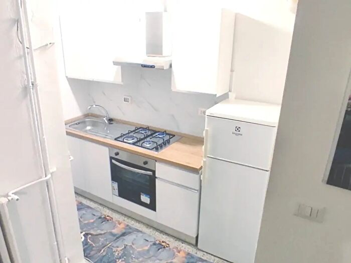 Appartamento trilocale in affitto in Via Daniele Ricciarelli, Milano