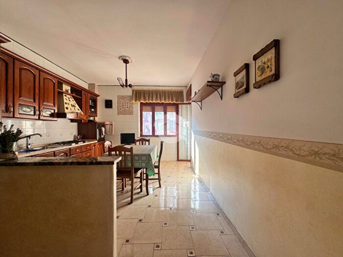 Appartamento trilocale in vendita in Via Alcide De Gasperi, Casoria