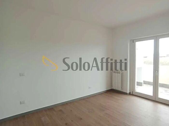 Appartamento trilocale in affitto in Viale Prato Fiorito, Roma