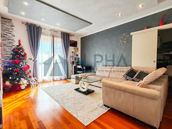 Appartamento con 5 locali in vendita in Via Pietà, Savignano Sul Rubicone