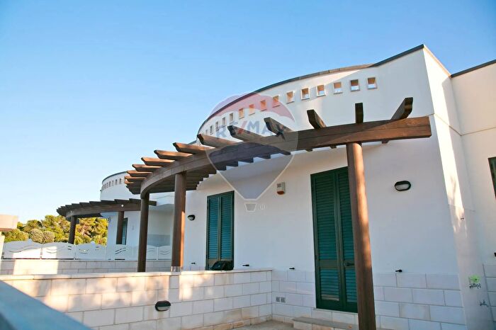 Casa trilocale in vendita in Racale