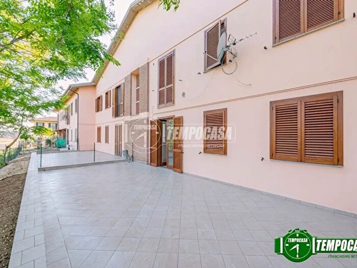 Appartamento trilocale in vendita in Via delle Grazie, Albuzzano