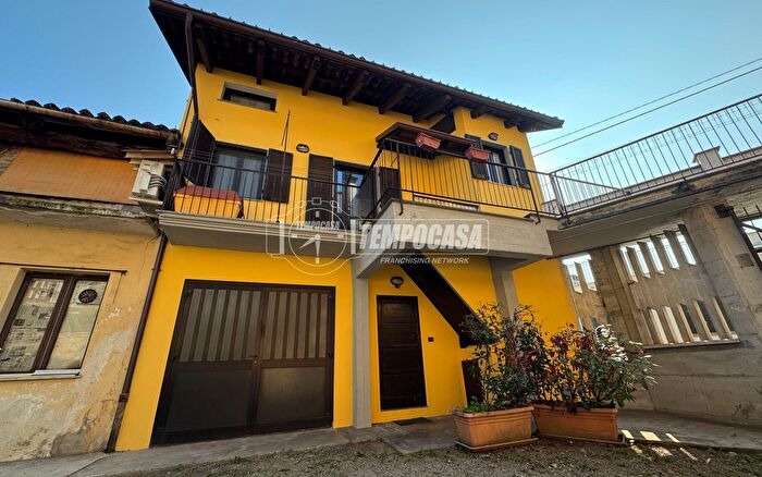 Casa bilocale in vendita in Via della Lumaca, Rivarolo Canavese