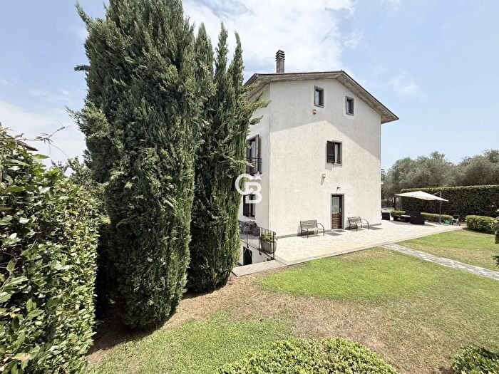 Casa con 5 locali in vendita in Via degli Ulivi, Vitorchiano