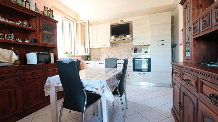 Appartamento trilocale in vendita in Via Frana, Grottammare